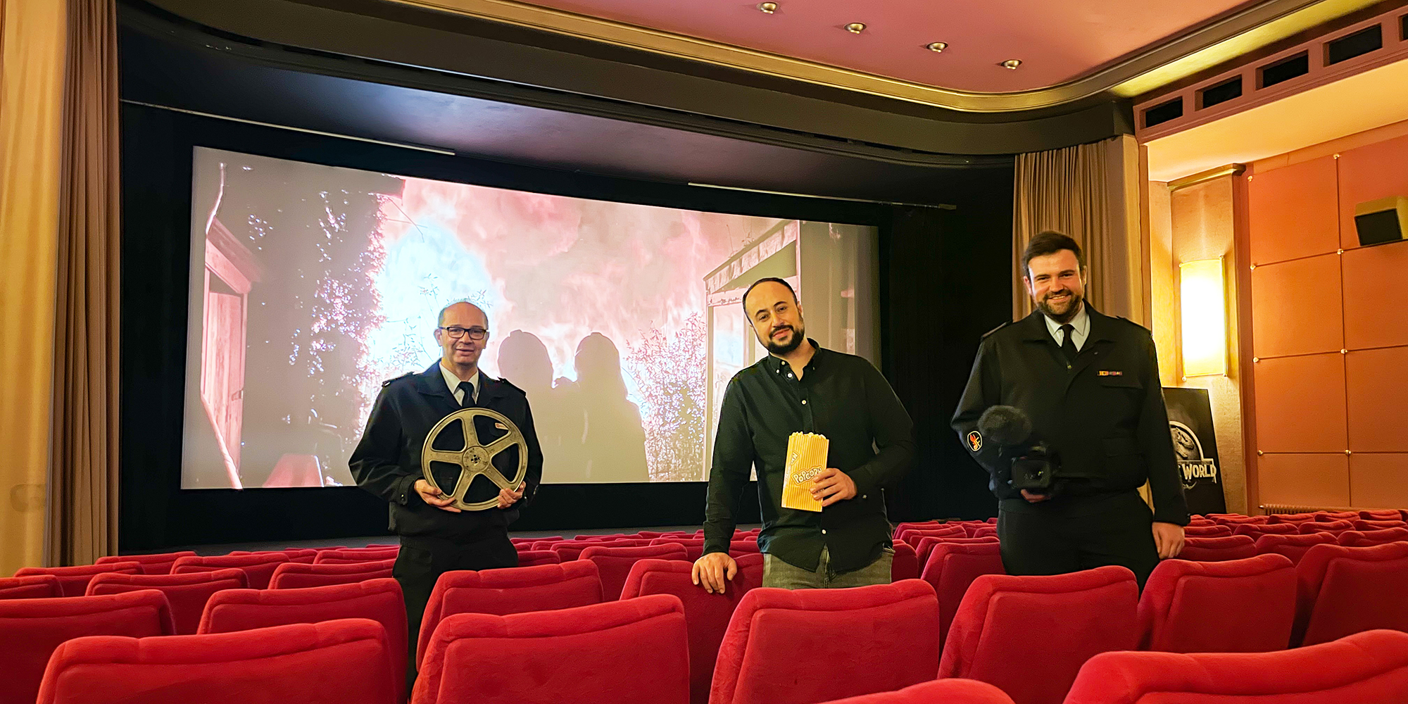 Feuerwehr James Bond Kino veröffentlicht bei Einbeck aktuell